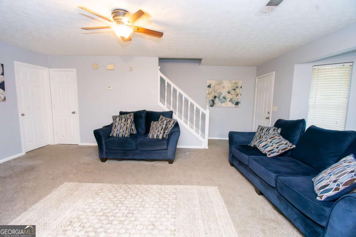 6847 S Lakewood Terrace Douglasville GA 30135