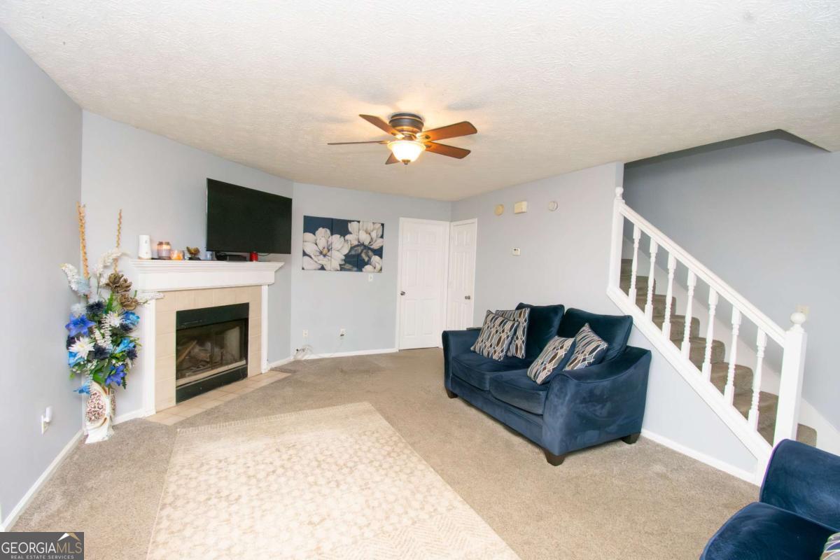 6847 S Lakewood Terrace Douglasville GA 30135
