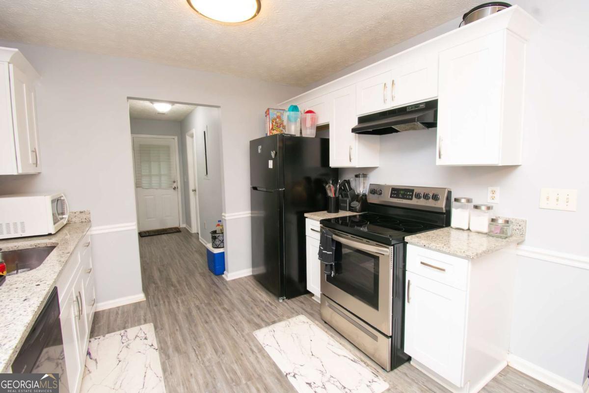 6847 S Lakewood Terrace Douglasville GA 30135