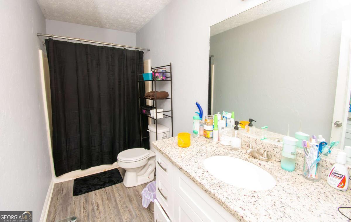 6847 S Lakewood Terrace Douglasville GA 30135