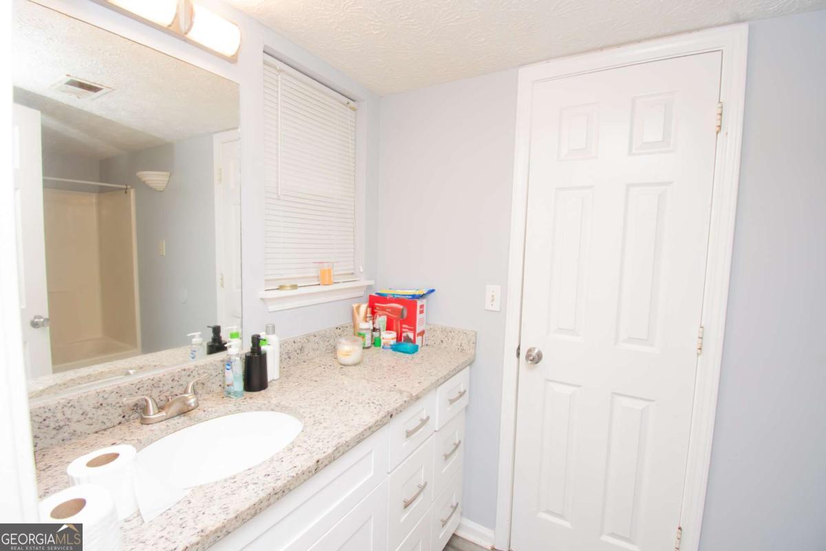 6847 S Lakewood Terrace Douglasville GA 30135