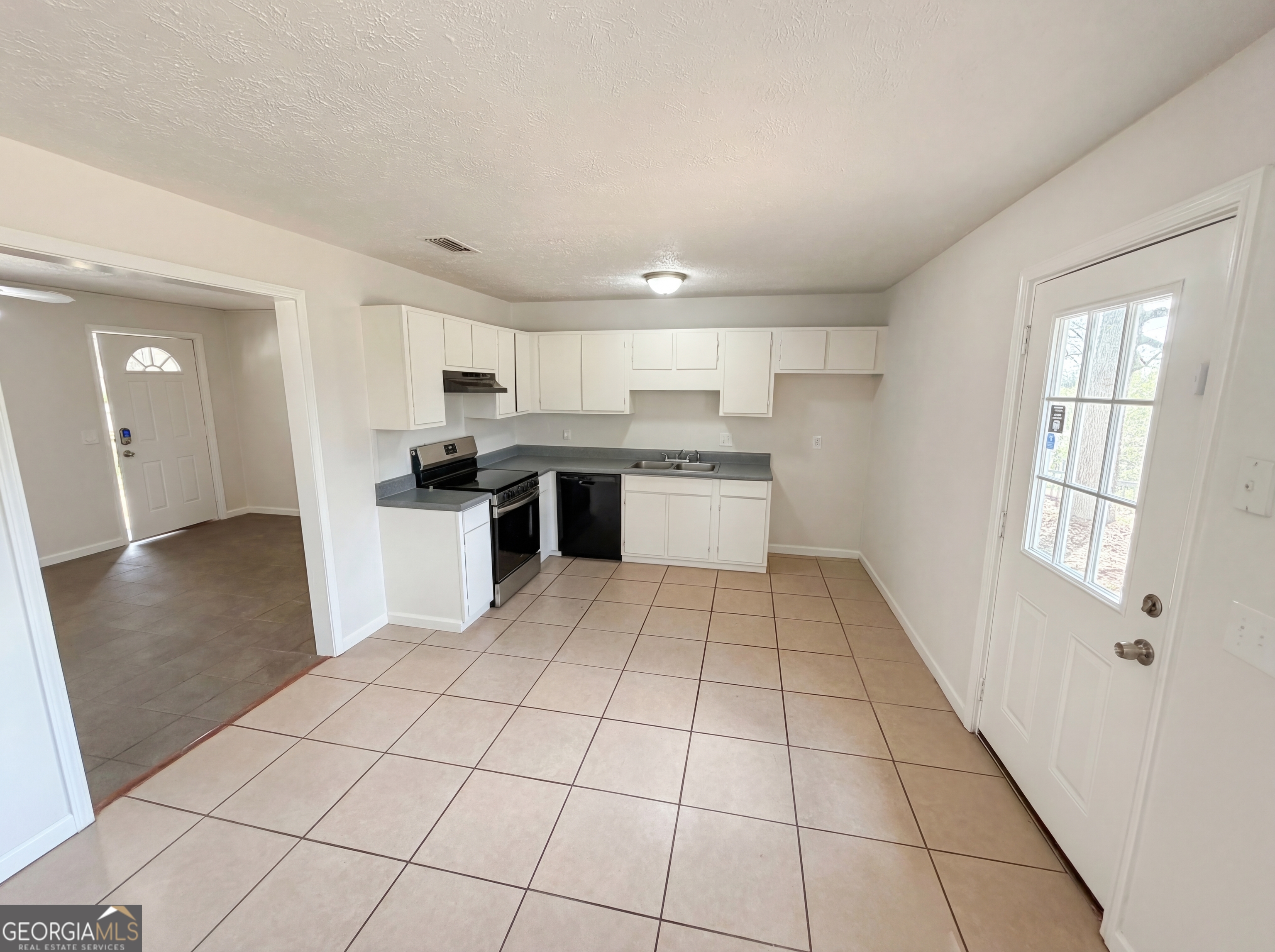 2405 Eric Lane Douglasville GA 30135