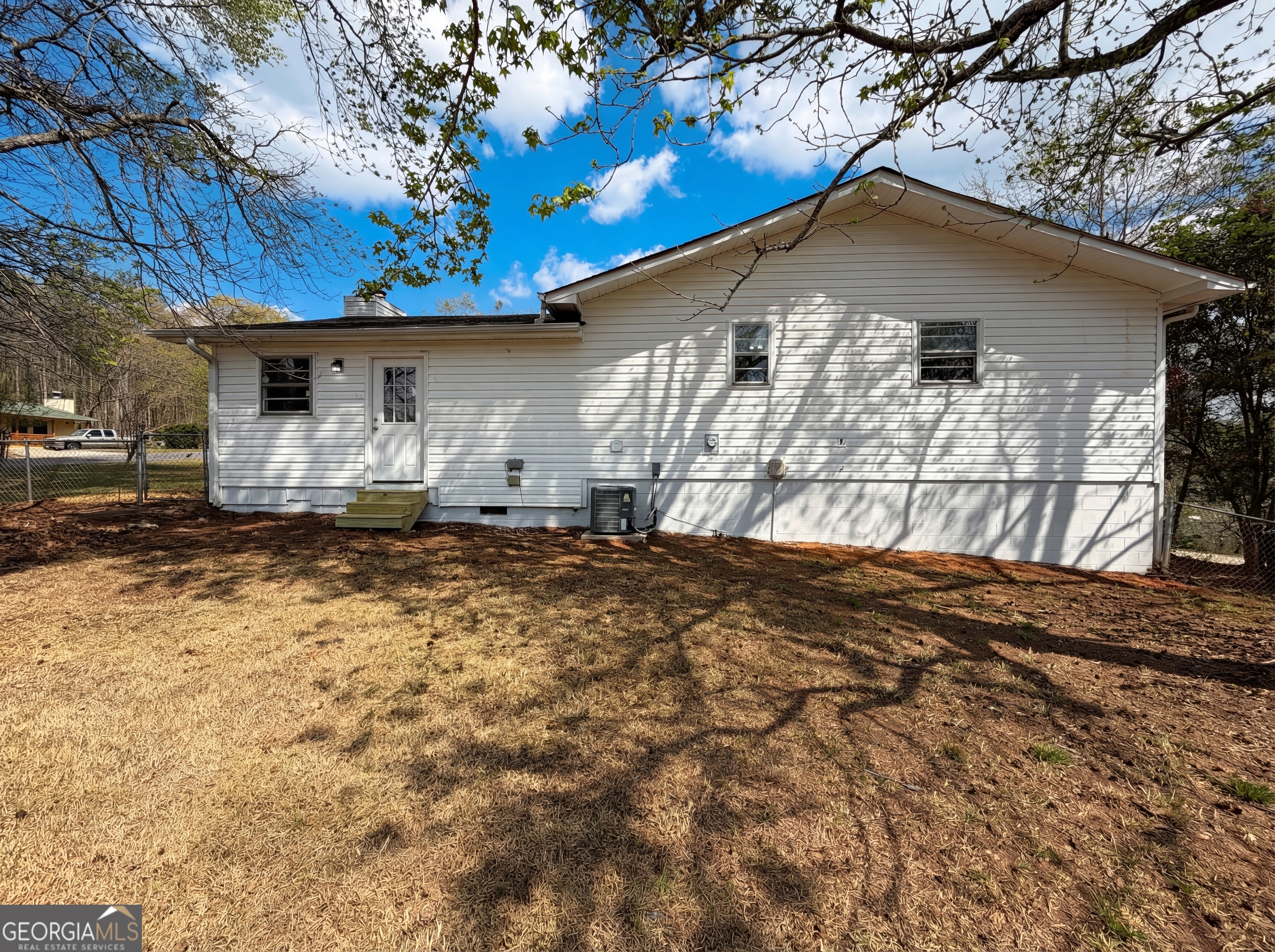 2405 Eric Lane Douglasville GA 30135
