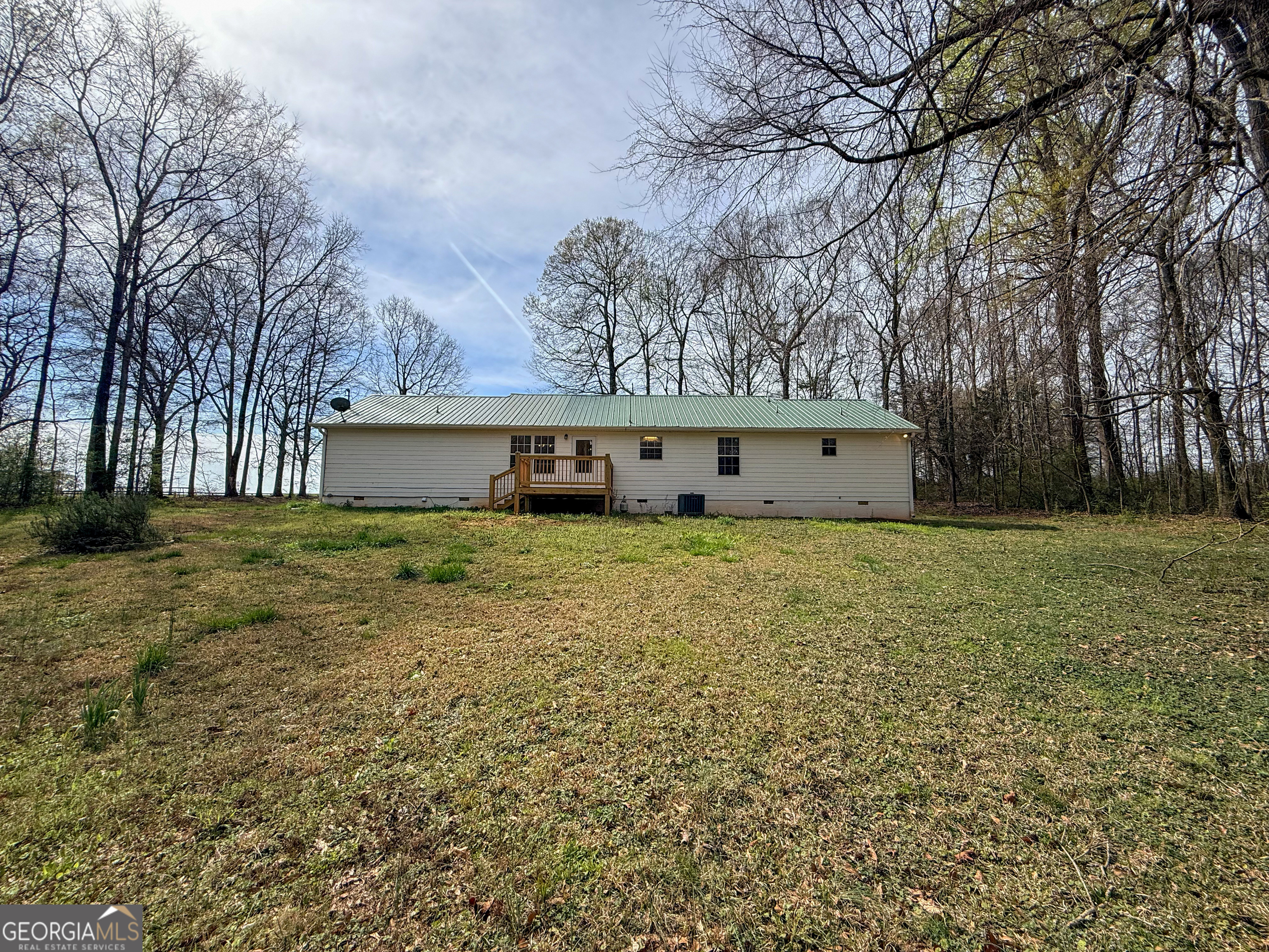 1492 Highway 198 Carnesville GA 30521