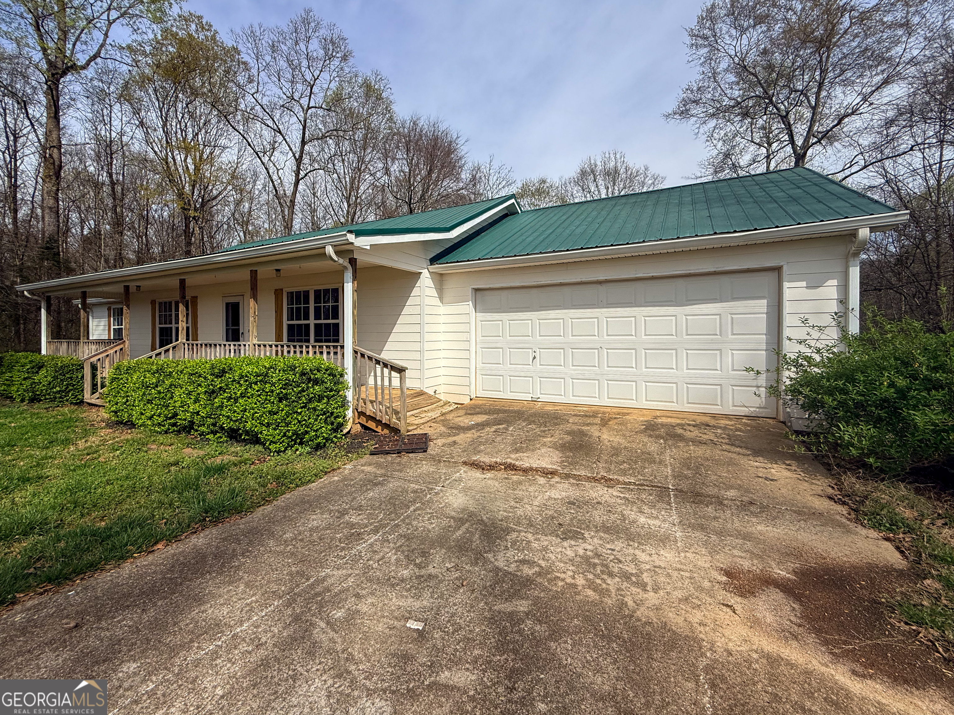1492 Highway 198 Carnesville GA 30521