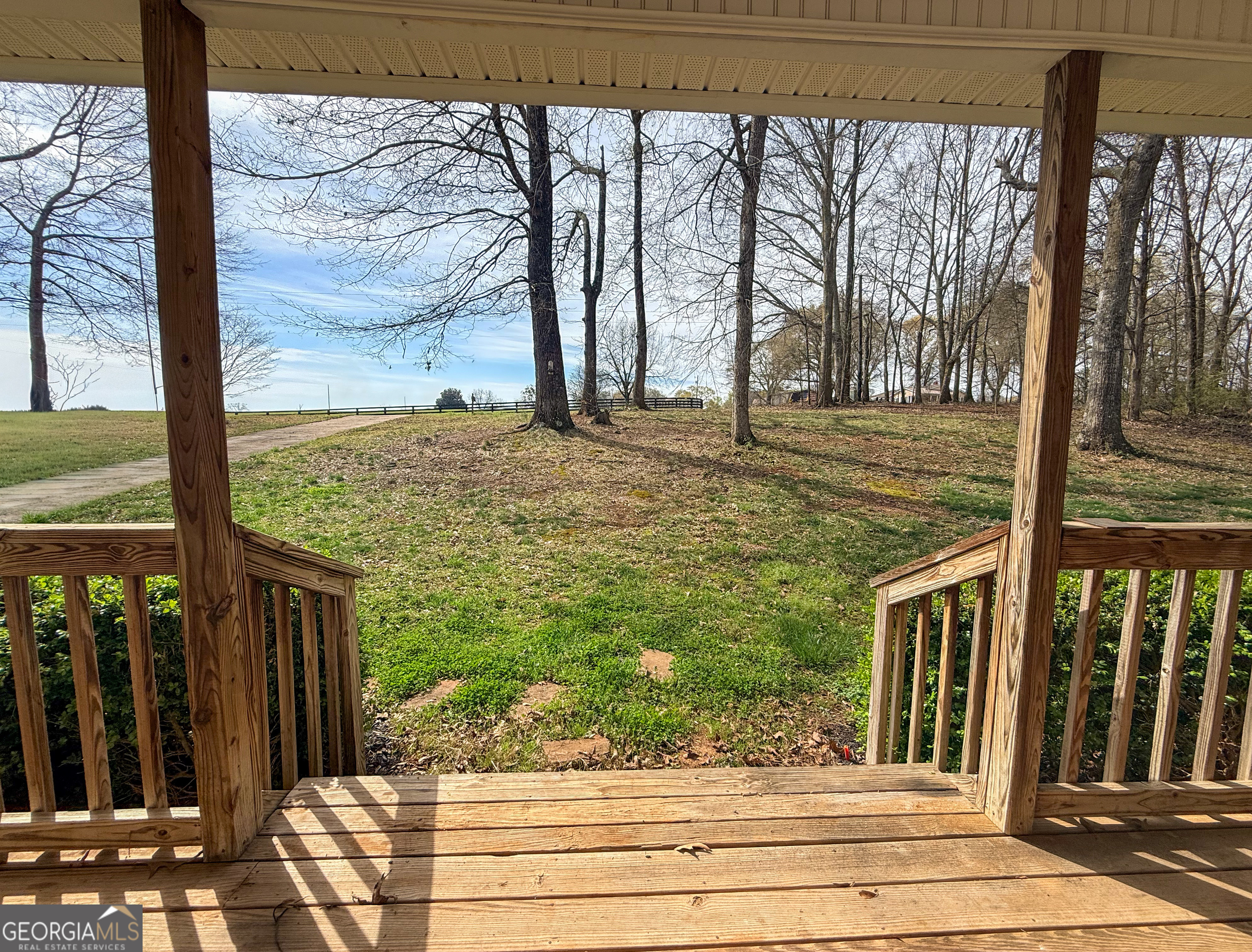 1492 Highway 198 Carnesville GA 30521