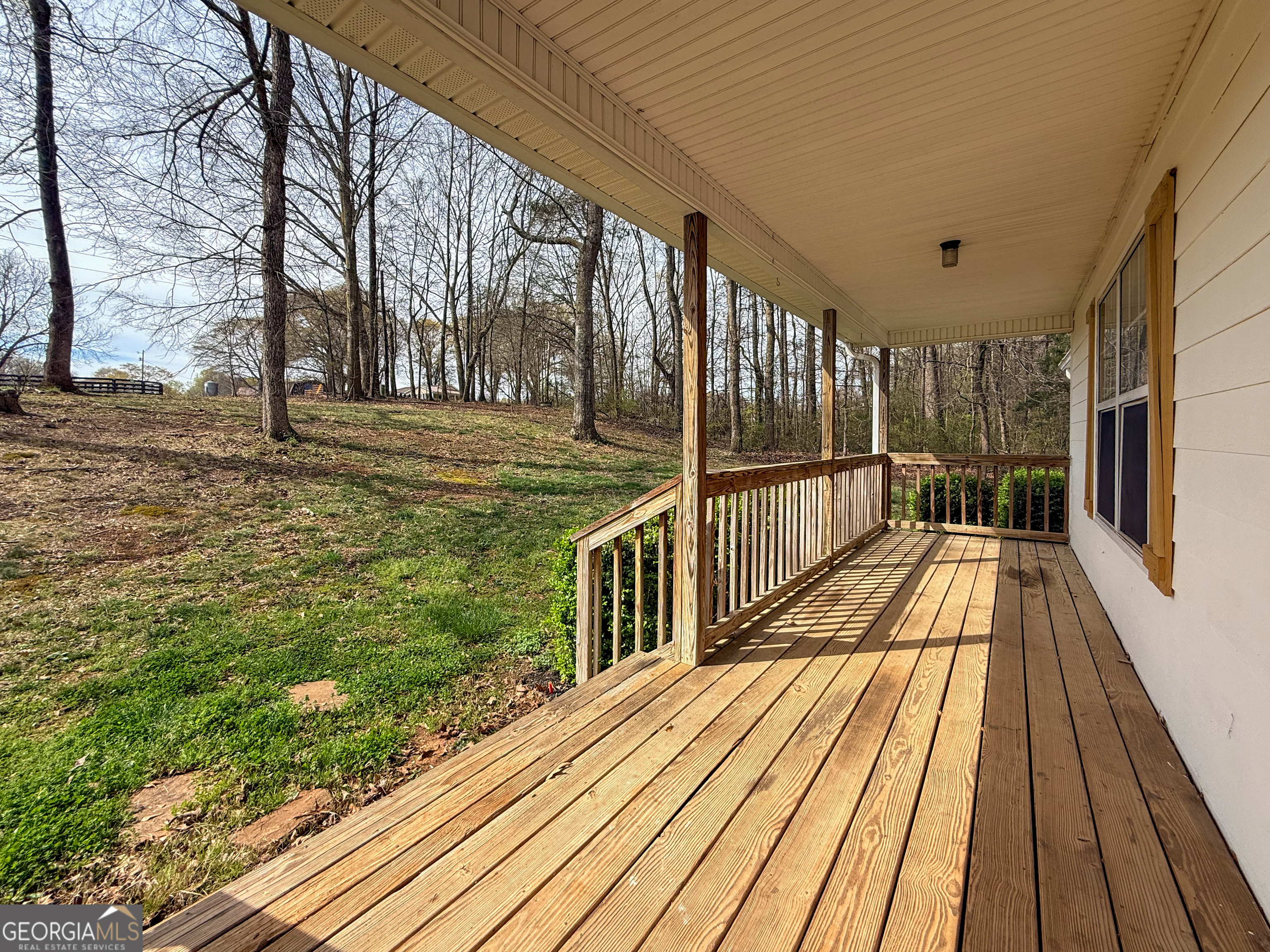 1492 Highway 198 Carnesville GA 30521