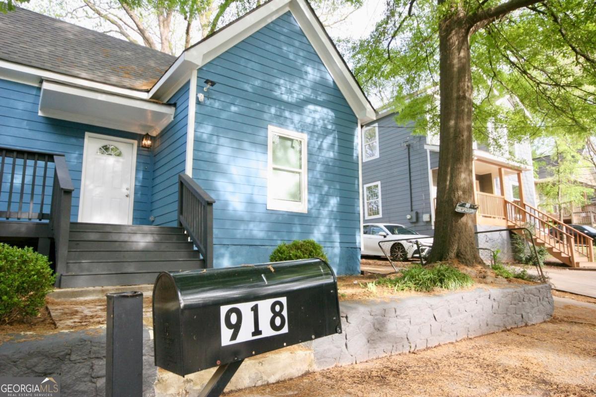 918 Smith Street SW Atlanta GA 30310