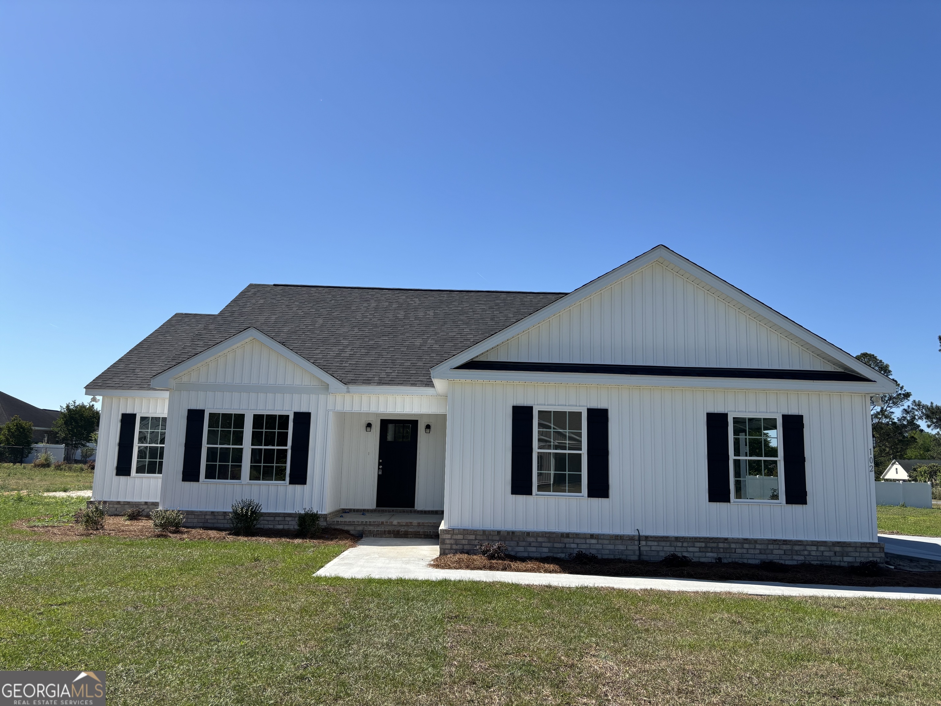 102 Enclave Court Statesboro GA 30458