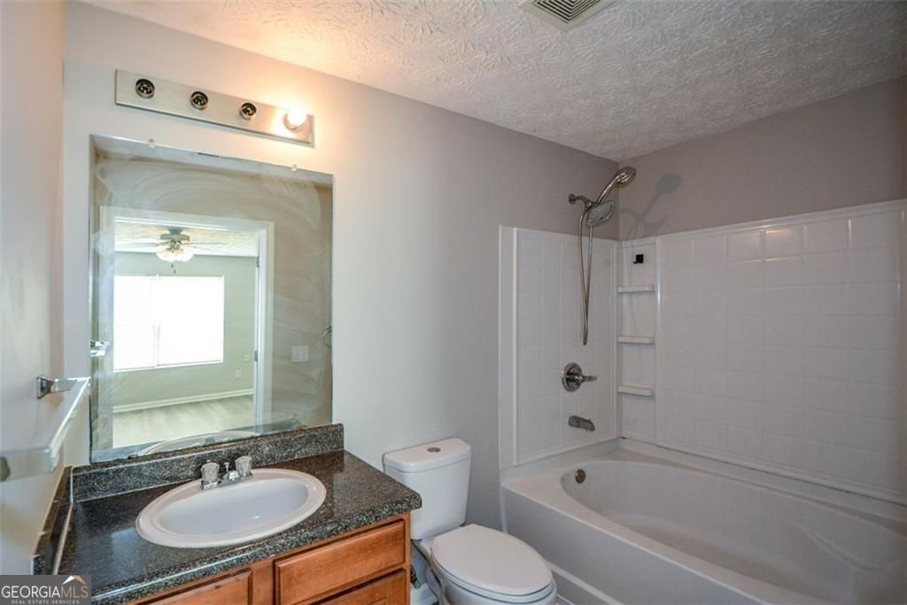 4103 Fairington Club Drive Lithonia GA 30038