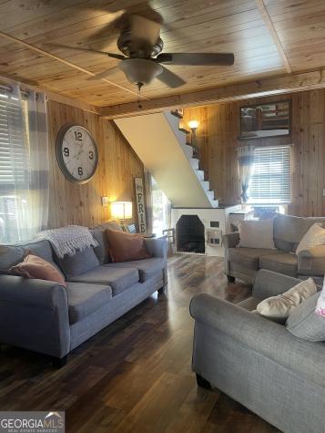 8 Cindy Parkway Cleveland GA 30528