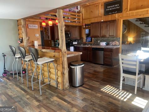 8 Cindy Parkway Cleveland GA 30528