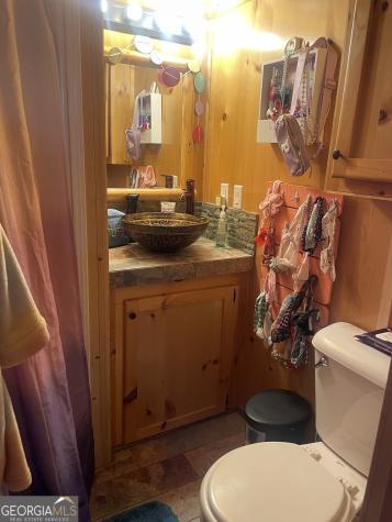 8 Cindy Parkway Cleveland GA 30528