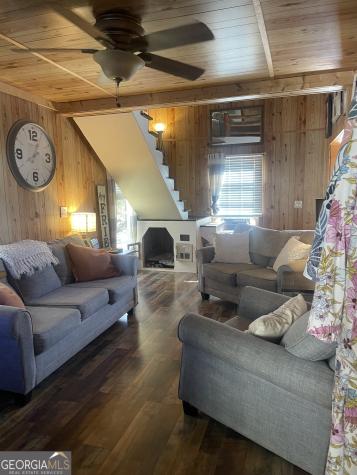 8 Cindy Parkway Cleveland GA 30528