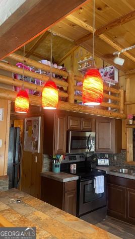8 Cindy Parkway Cleveland GA 30528