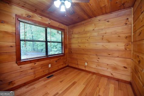 3857 Gumlog Road Young Harris GA 30582