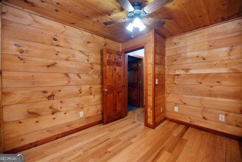 3857 Gumlog Road Young Harris GA 30582