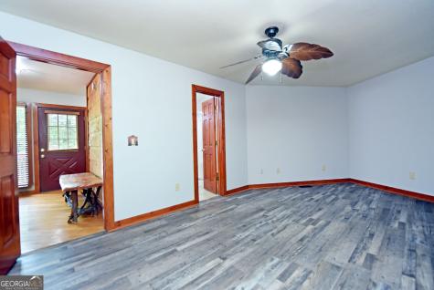 3857 Gumlog Road Young Harris GA 30582