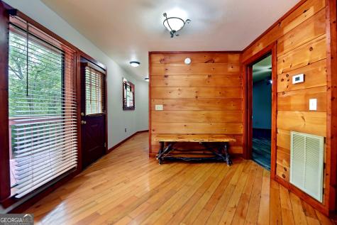 3857 Gumlog Road Young Harris GA 30582
