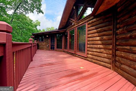 3857 Gumlog Road Young Harris GA 30582