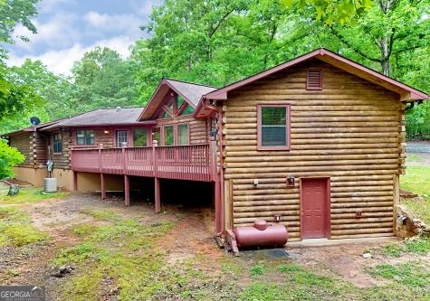 3857 Gumlog Road Young Harris GA 30582