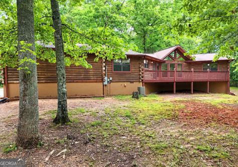 3857 Gumlog Road Young Harris GA 30582