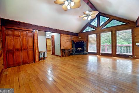 3857 Gumlog Road Young Harris GA 30582
