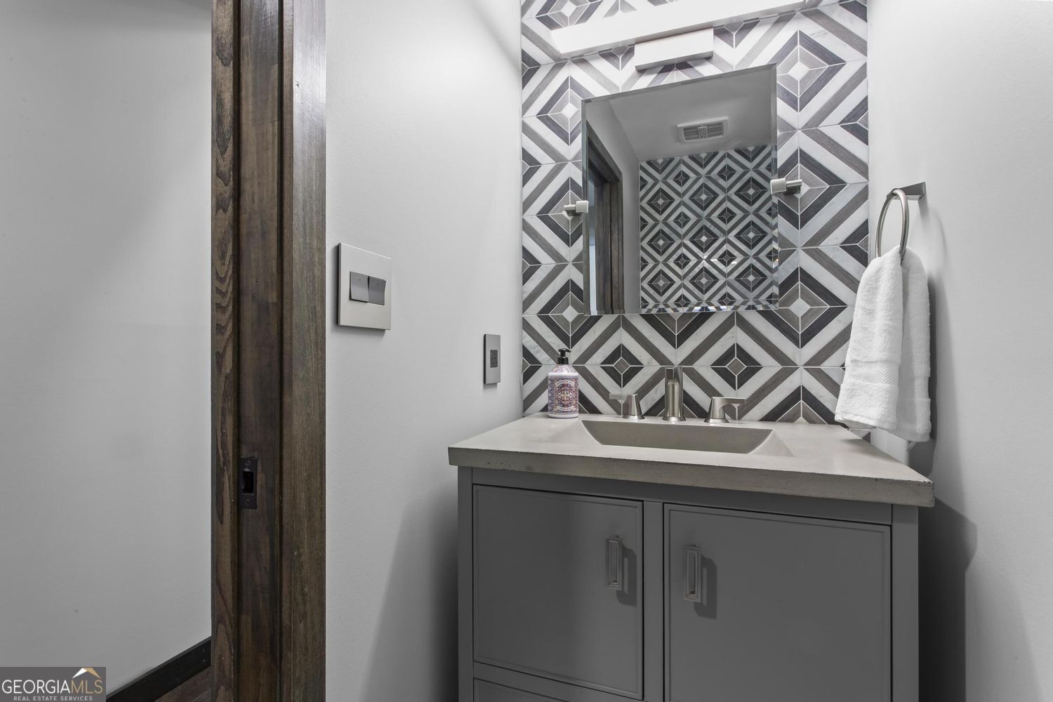 1705 Nordic Trace Marietta GA 30068