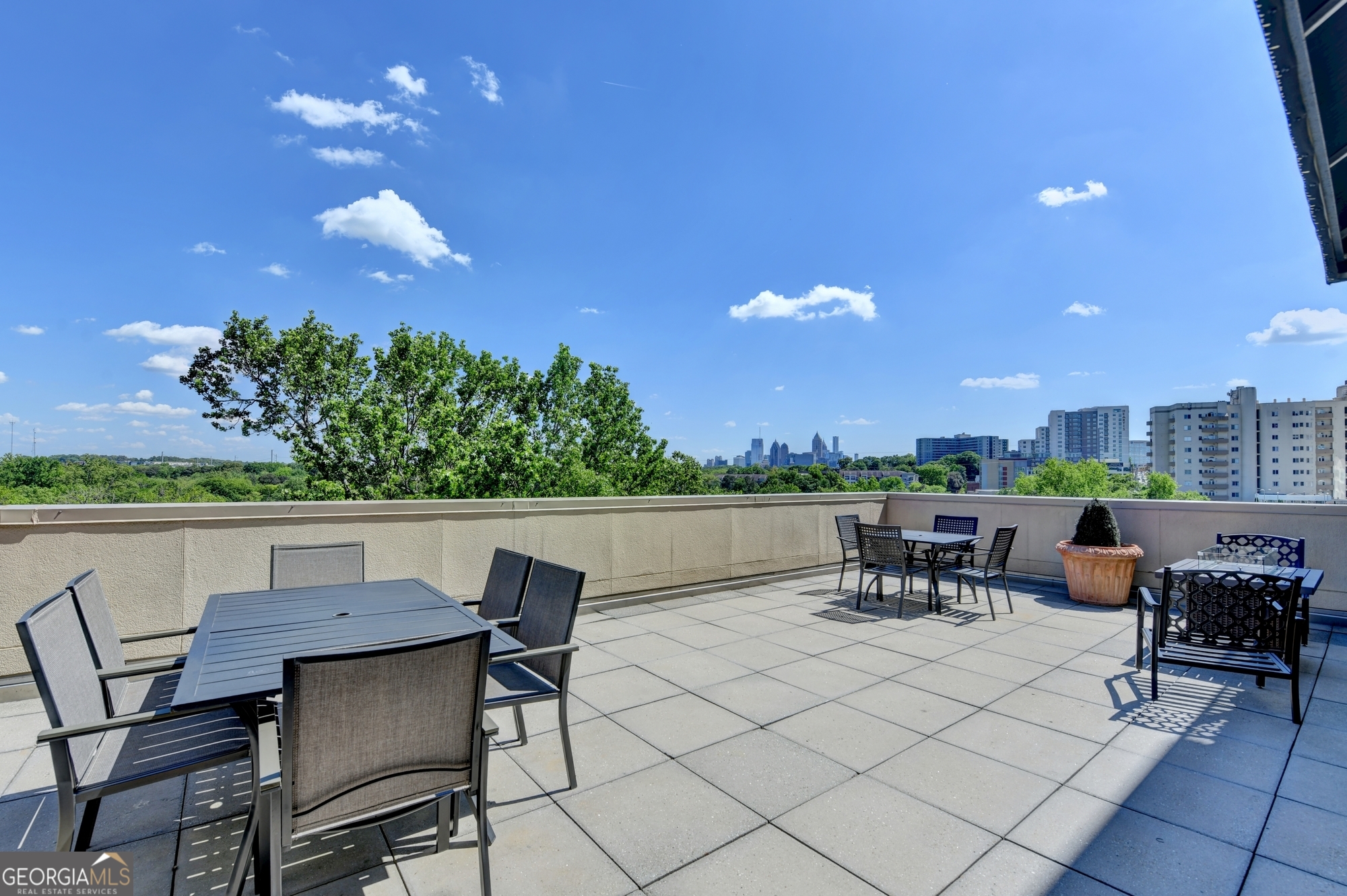 2255 Peachtree Road NE Atlanta GA 30309