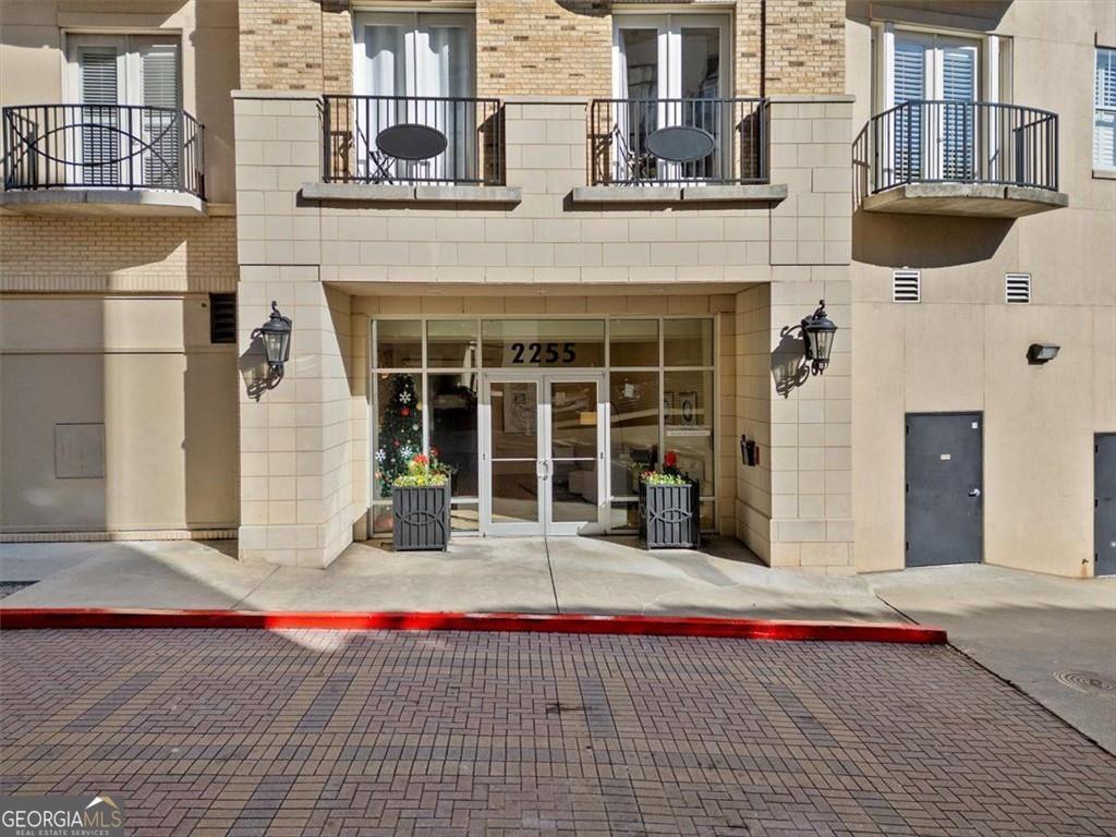 2255 Peachtree Road NE Atlanta GA 30309