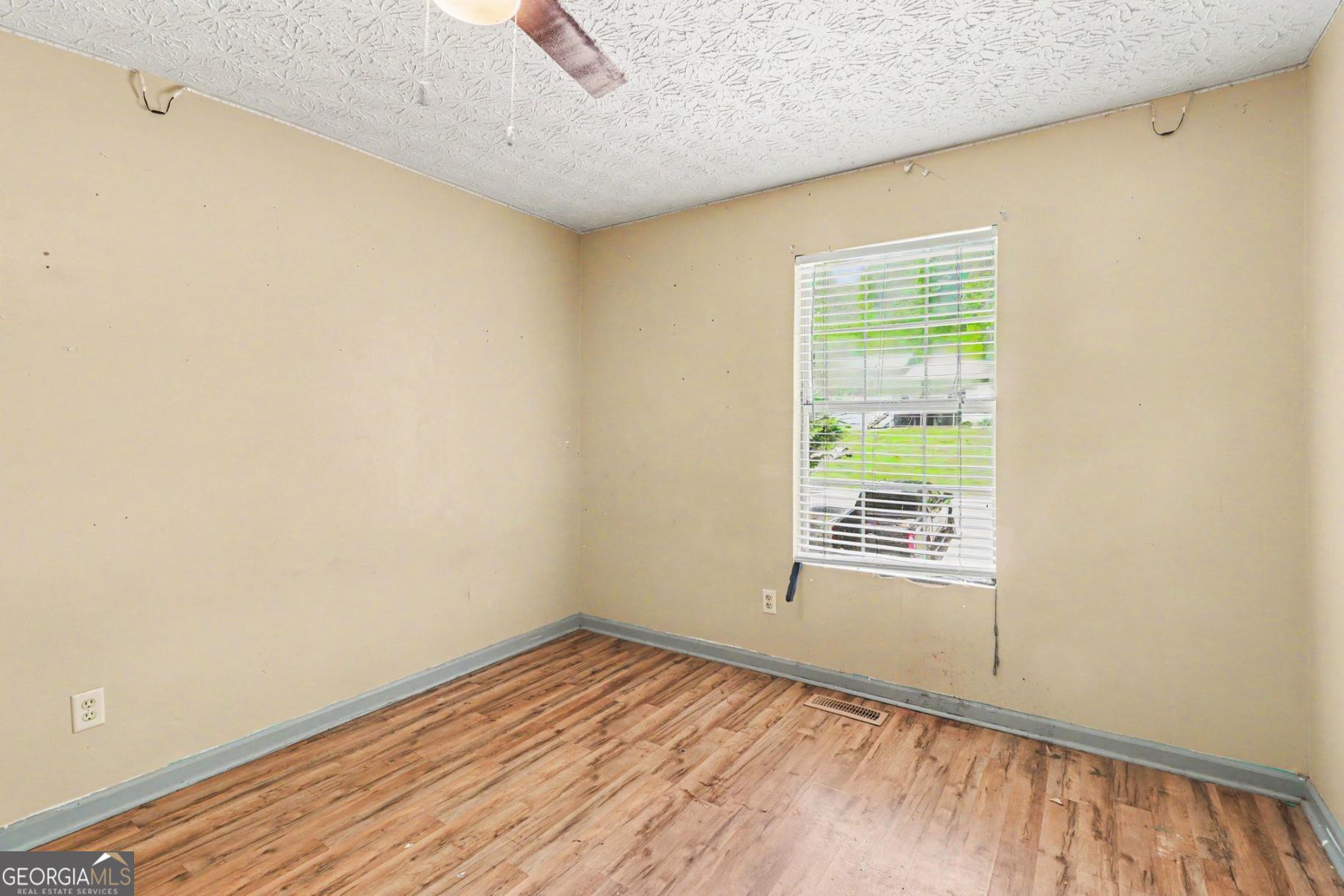 24 Amberidge Drive NW Cartersville GA 30121
