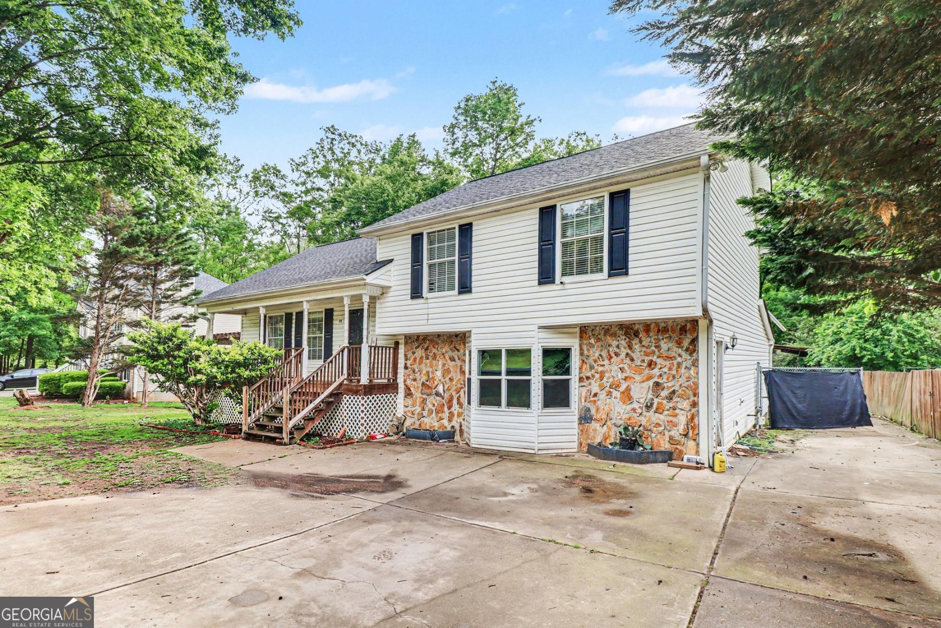 24 Amberidge Drive NW Cartersville GA 30121