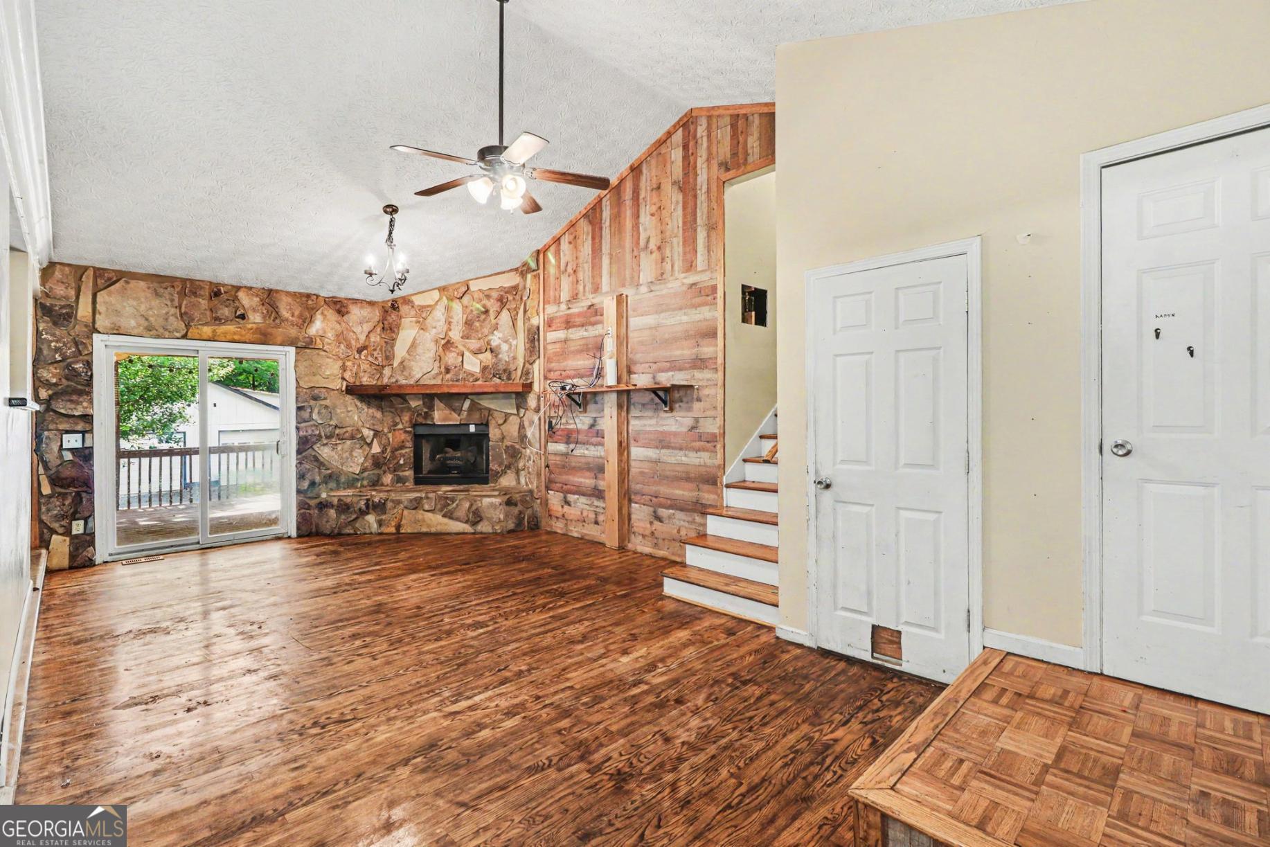 24 Amberidge Drive NW Cartersville GA 30121