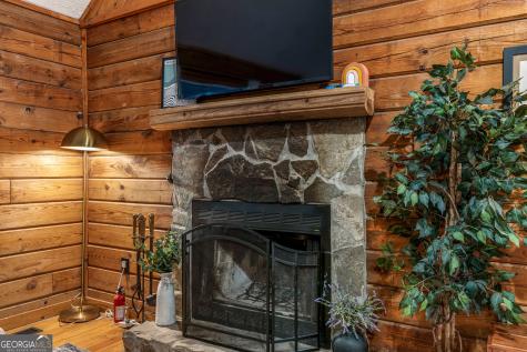 80 Treetop Lane Blairsville GA 30512