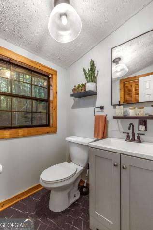 80 Treetop Lane Blairsville GA 30512