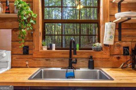 80 Treetop Lane Blairsville GA 30512