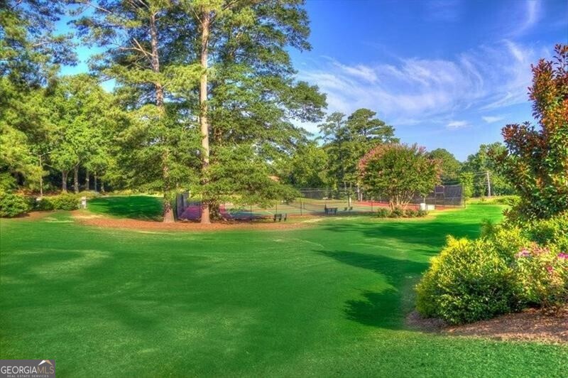 28 Glenald Way NW Atlanta GA 30327