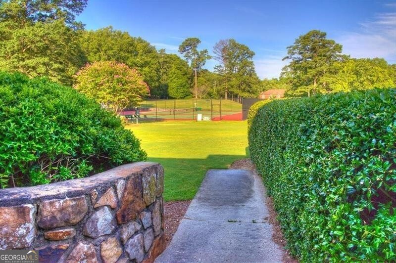 28 Glenald Way NW Atlanta GA 30327