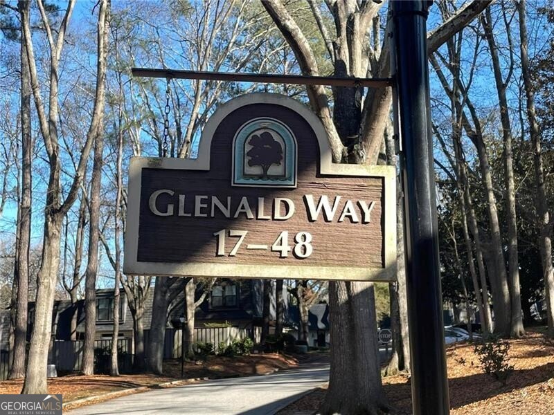 28 Glenald Way NW Atlanta GA 30327