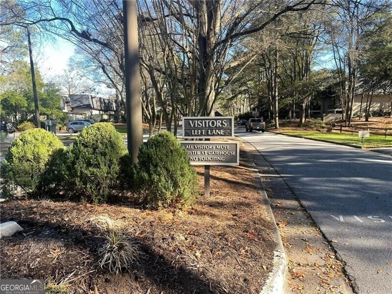 28 Glenald Way NW Atlanta GA 30327