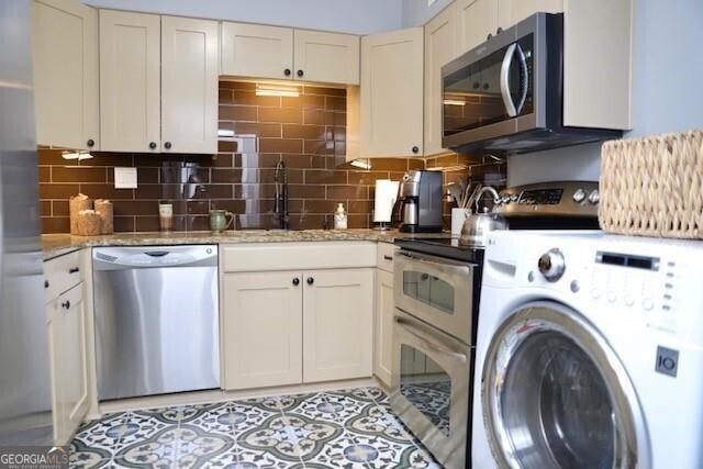 28 Glenald Way NW Atlanta GA 30327