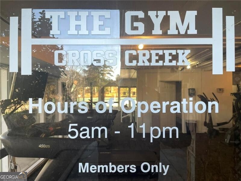 28 Glenald Way NW Atlanta GA 30327