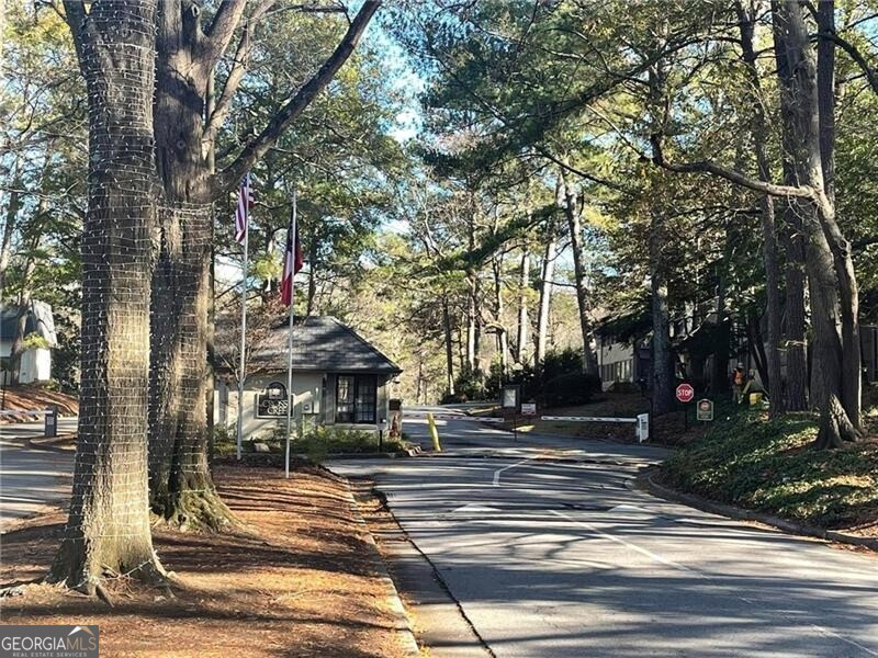 28 Glenald Way NW Atlanta GA 30327