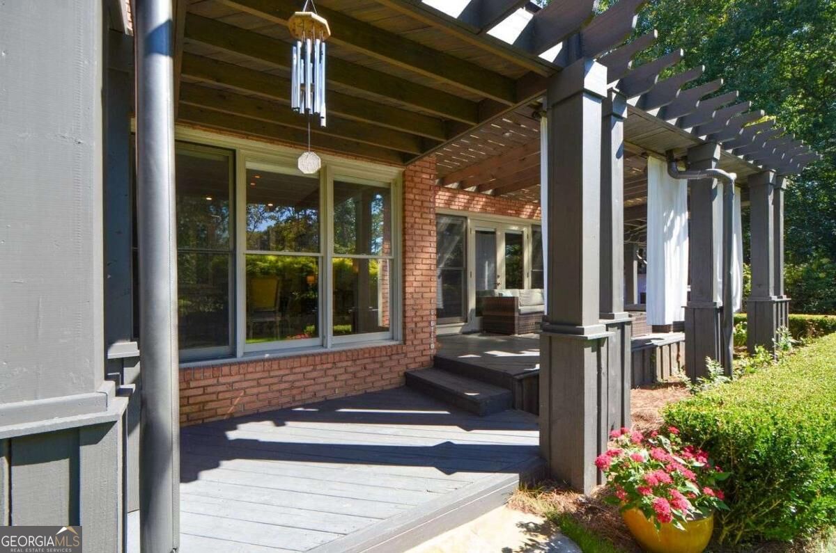 1450 Lakemist Court Roswell GA 30075