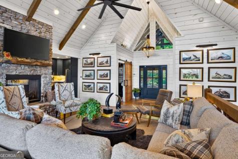 559 Overlook Trail Blue Ridge GA 30513