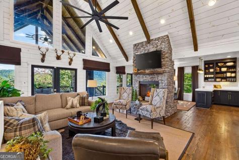 559 Overlook Trail Blue Ridge GA 30513