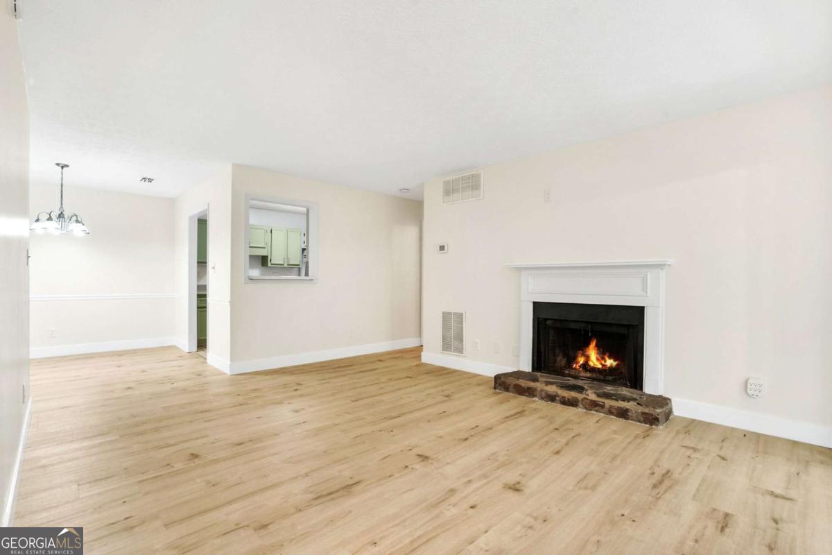 906 Country Park Drive SE Smyrna GA 30080