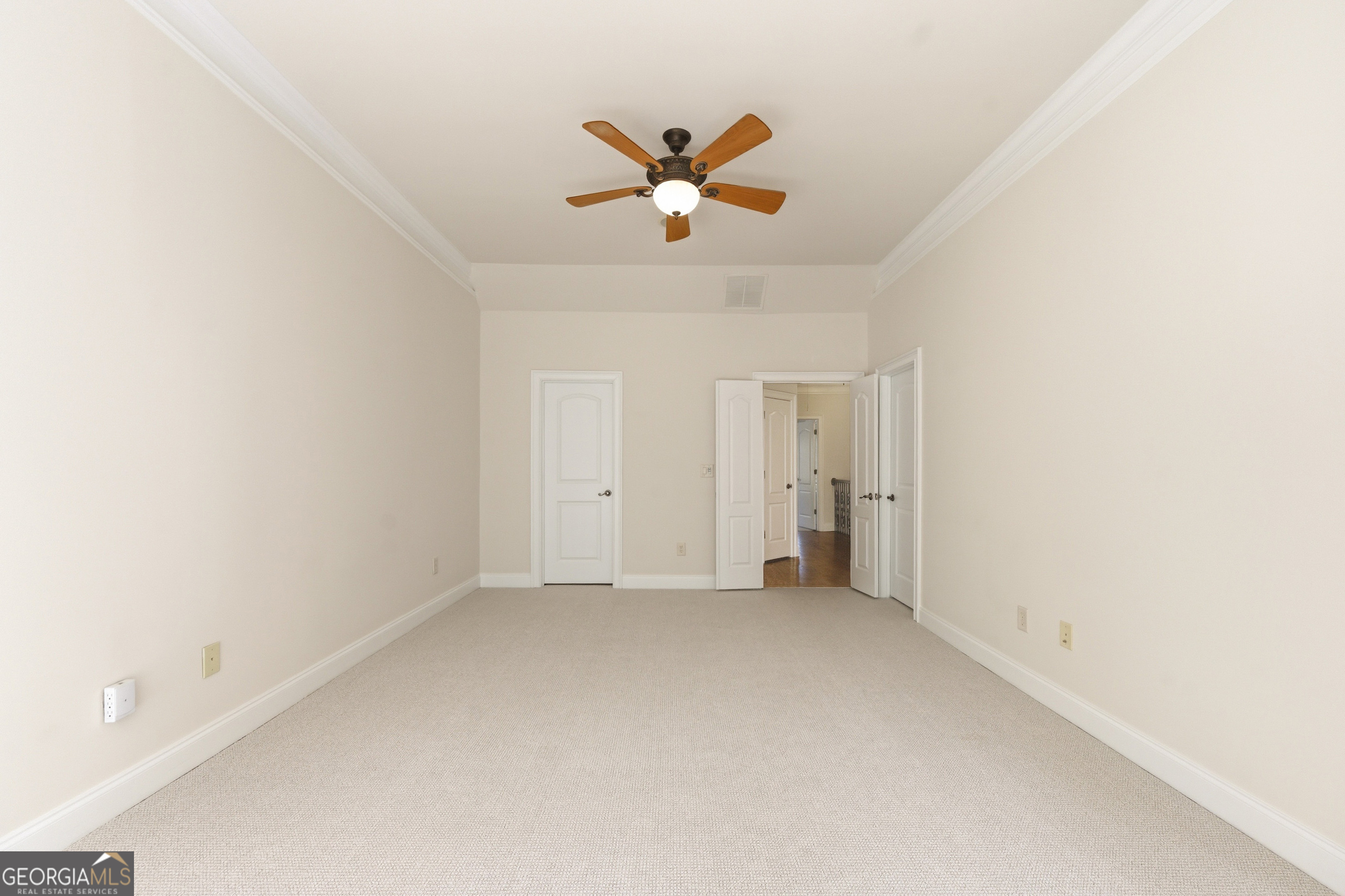 1063 NE Pearl Point Atlanta GA 30328