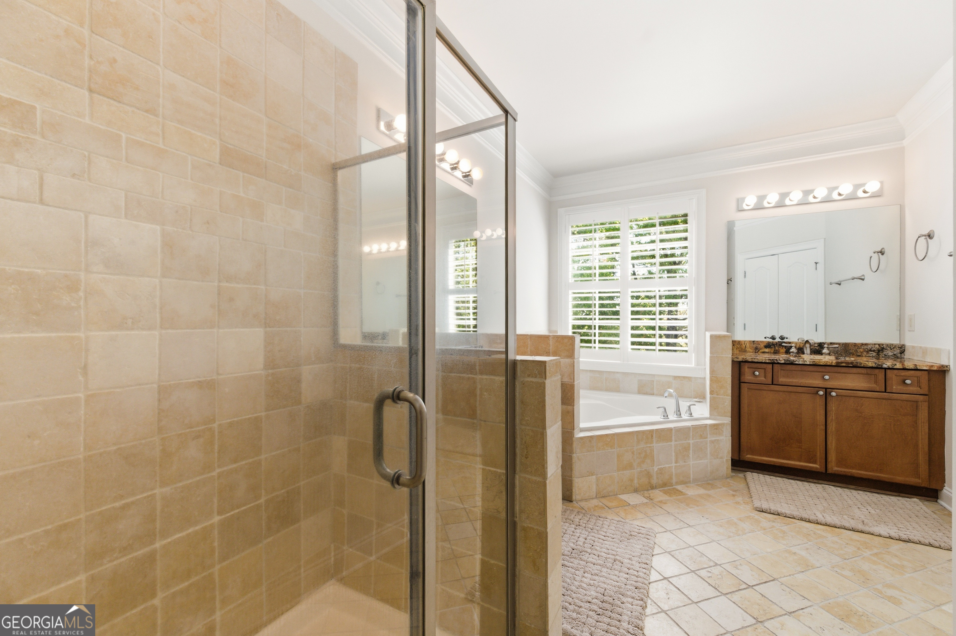 1063 NE Pearl Point Atlanta GA 30328