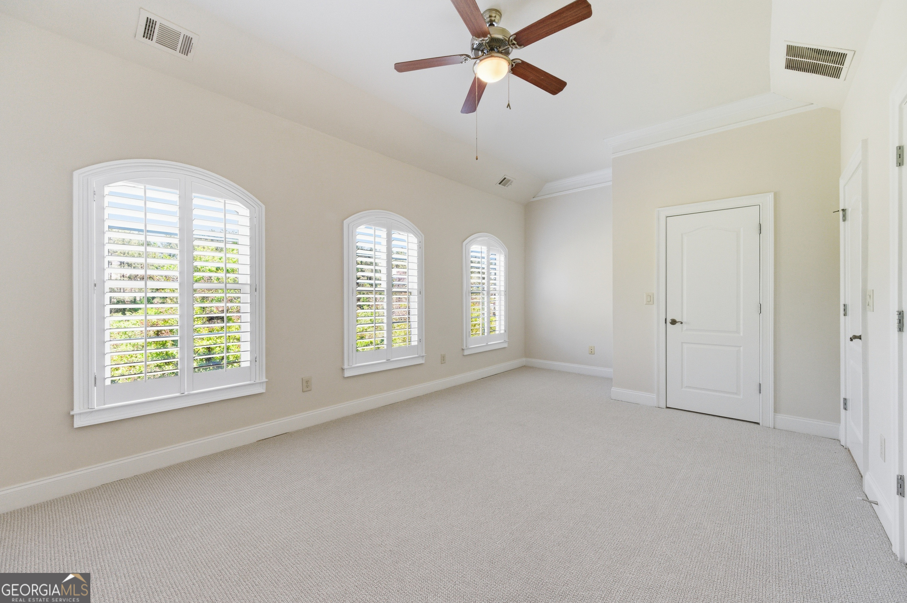 1063 NE Pearl Point Atlanta GA 30328